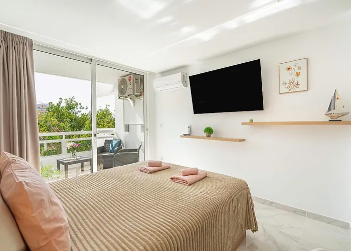 Ponderosa Minicasa * Адехе